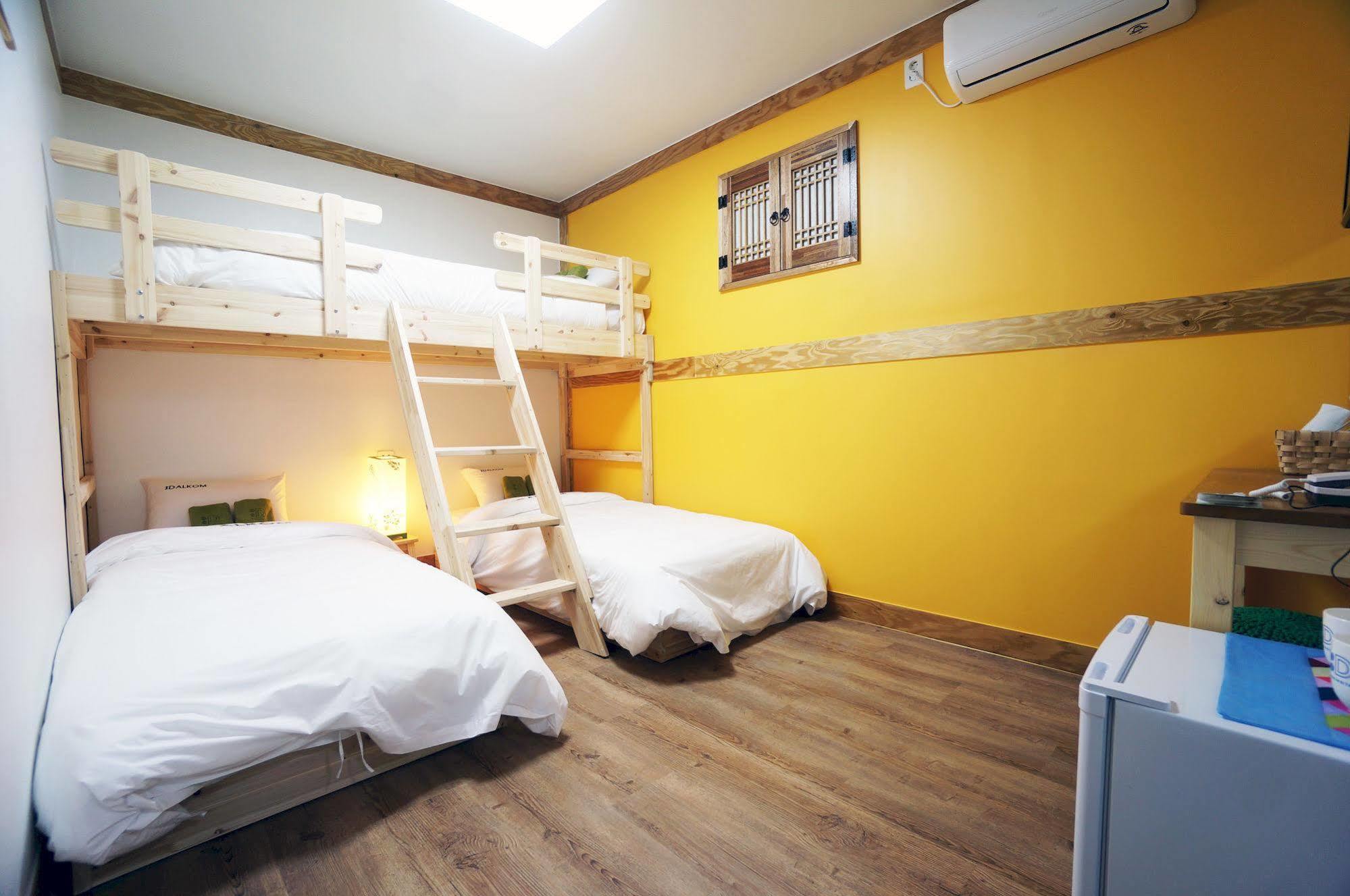 Mini Hotel Dalkom In Dongdaemun Seoul Exteriör bild