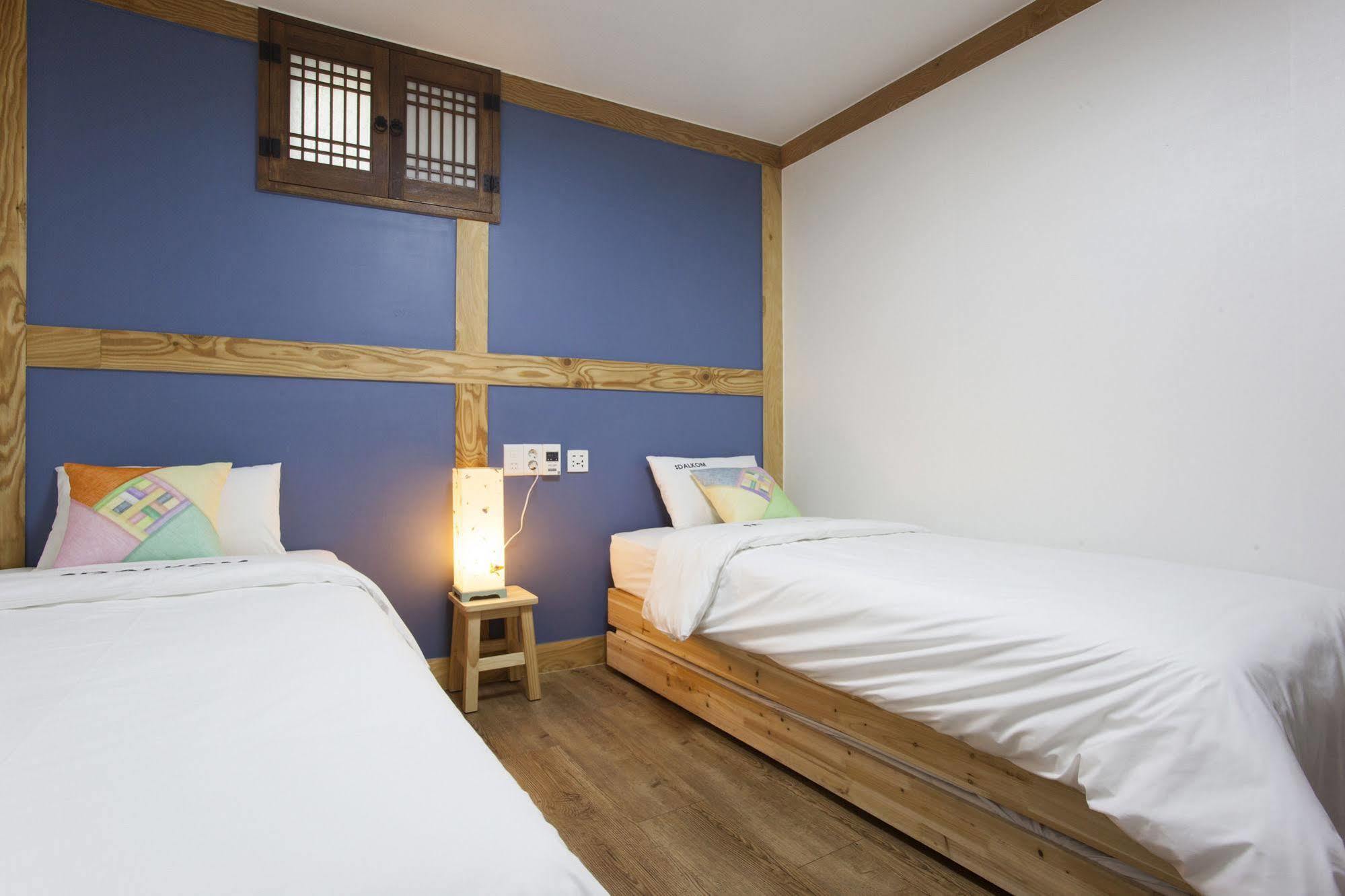Mini Hotel Dalkom In Dongdaemun Seoul Exteriör bild